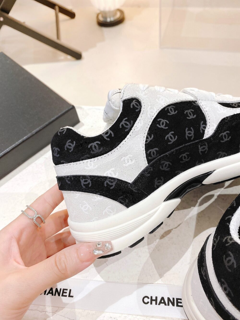 CHANEL PRINTED SUEDE CALFSKIN SNEAKERS WHITE AND BLACK G39230 X56653 94305 - Image 3