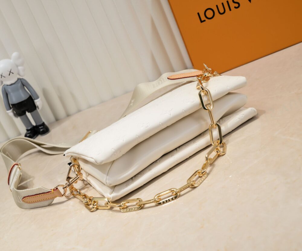 LOUIS VUITTON COUSSIN PM CREAM 26CM M57793 - Image 7