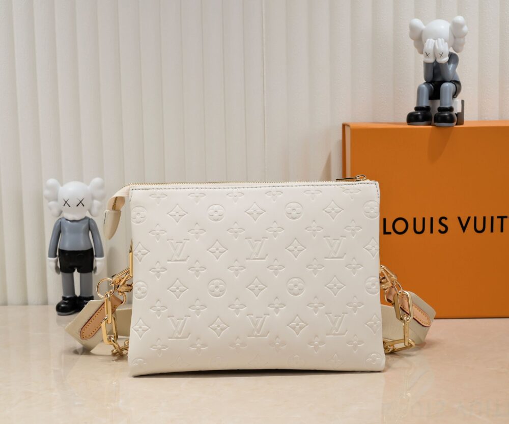 LOUIS VUITTON COUSSIN PM CREAM 26CM M57793 - Image 3