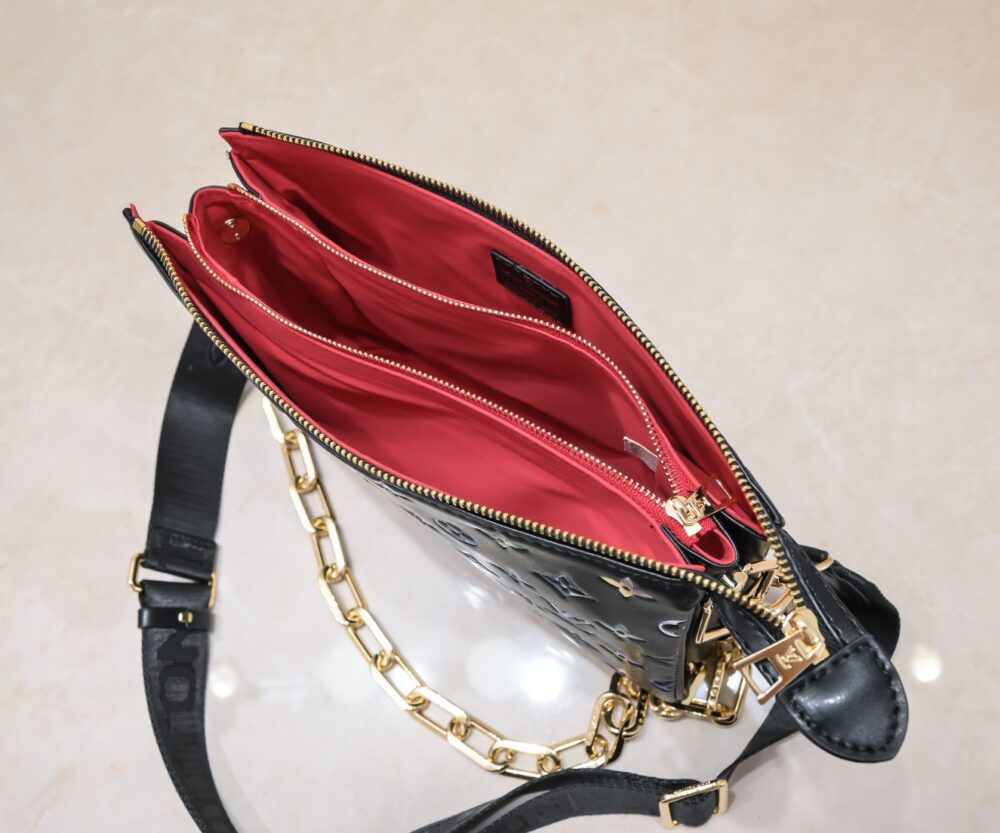 LOUIS VUITTON BOLSO COUSSIN PM BLACK 26CM M21353 - Image 7