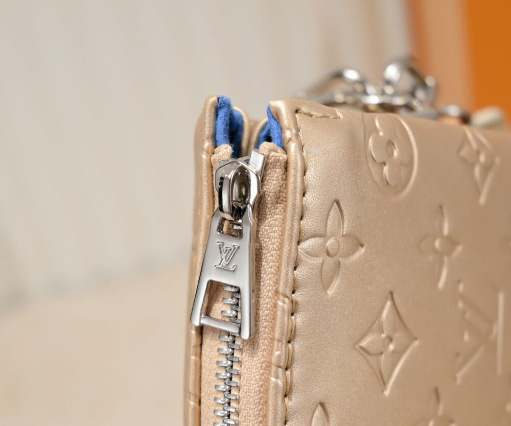 LOUIS VUITTON BOLSO COUSSIN PM GOLDEN 26CM M59278 - Image 5