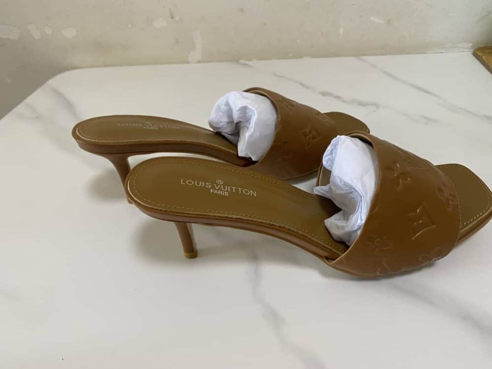 LOUIS VUITTON REVIVAL MULE BROWN - Image 6