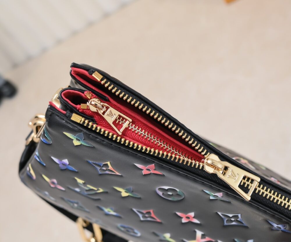 LOUIS VUITTON BOLSO COUSSIN PM BLACK 26CM M21353 - Image 8
