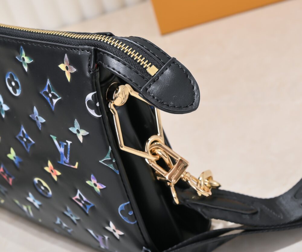 LOUIS VUITTON BOLSO COUSSIN PM BLACK 26CM M21353 - Image 9