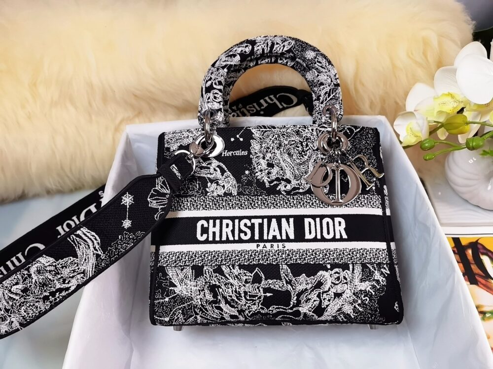Alternative view of DIOR MEDIUM LADY D-LITE BLACK TOILE DE JOUY ZODIAC EMBROIDERY M0565BRHZ_M911 24CM