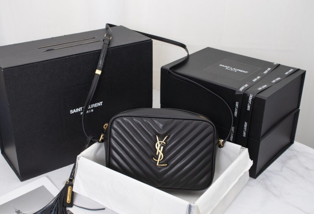 SAINT LAURENT LOU CAMERA BAG IN QUILTED BLACK GOLD LEATHER 23CM 612544DV7071000 - Image 9