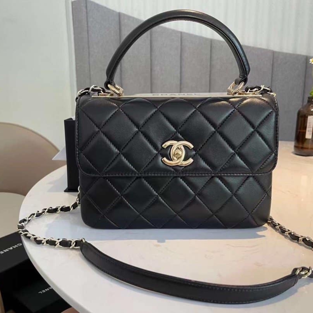 Alternative view of Chanel Flap Bag With Top Handle Bag With Gold Metal Black 25Cm A92236 Y60767 94305