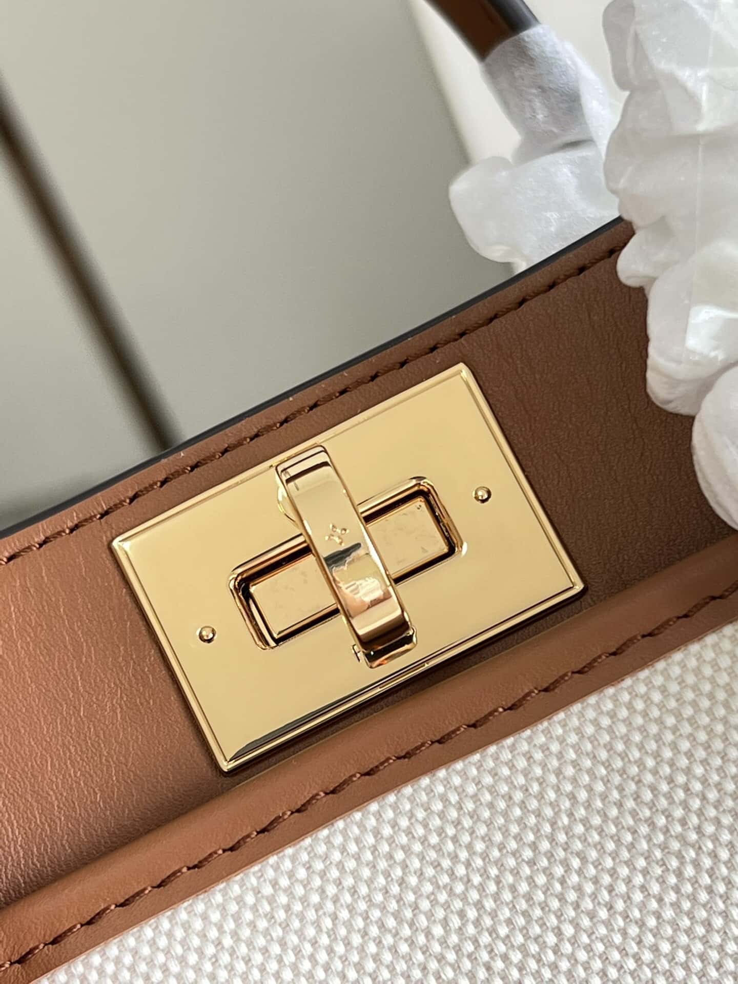 LOUIS VUITTON ON MY SIDE PM 25CM BROWN M59905 - Image 3