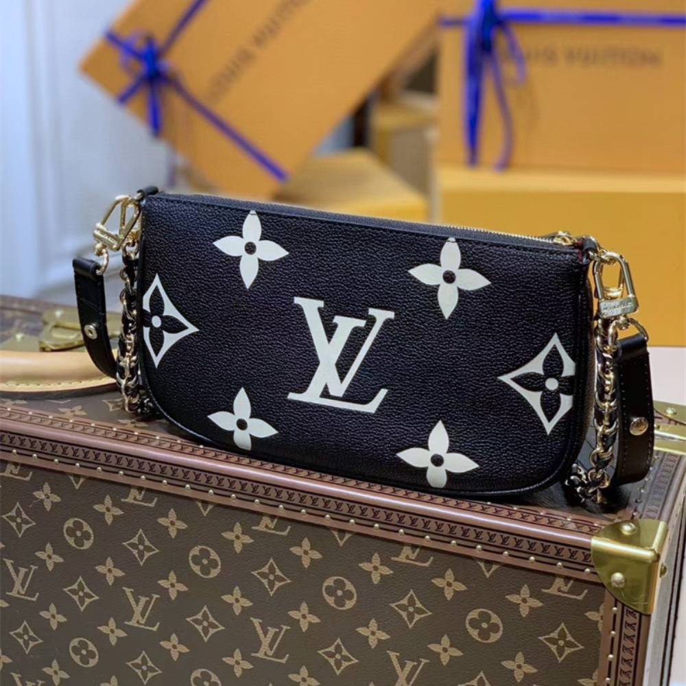 LOUIS VUITTON MULTI POCHETTE ACCESSOIRES BLACK 25CM M45777 - Image 3