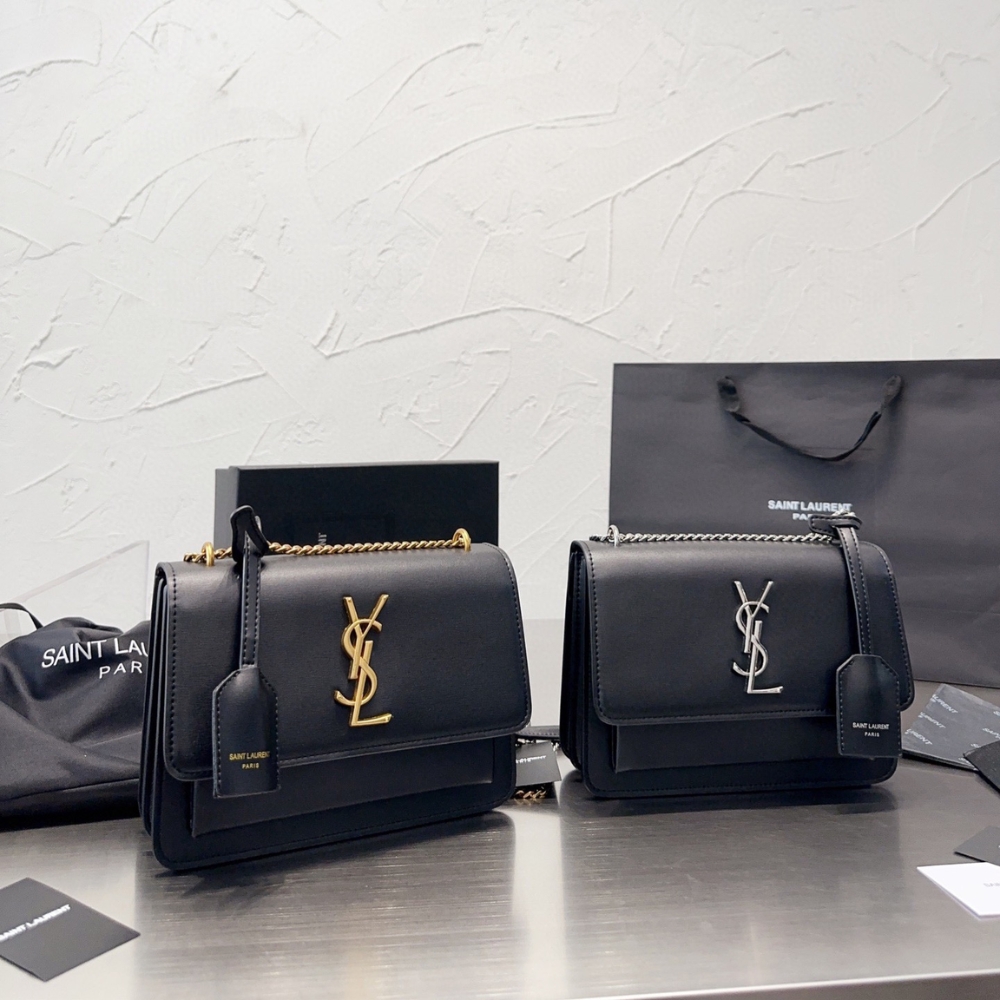 Alternative view of SAINT LAURENT SUNSET MEDIUM IN SMOOTH LEATHER BLACK 20CM 442906D420N1000