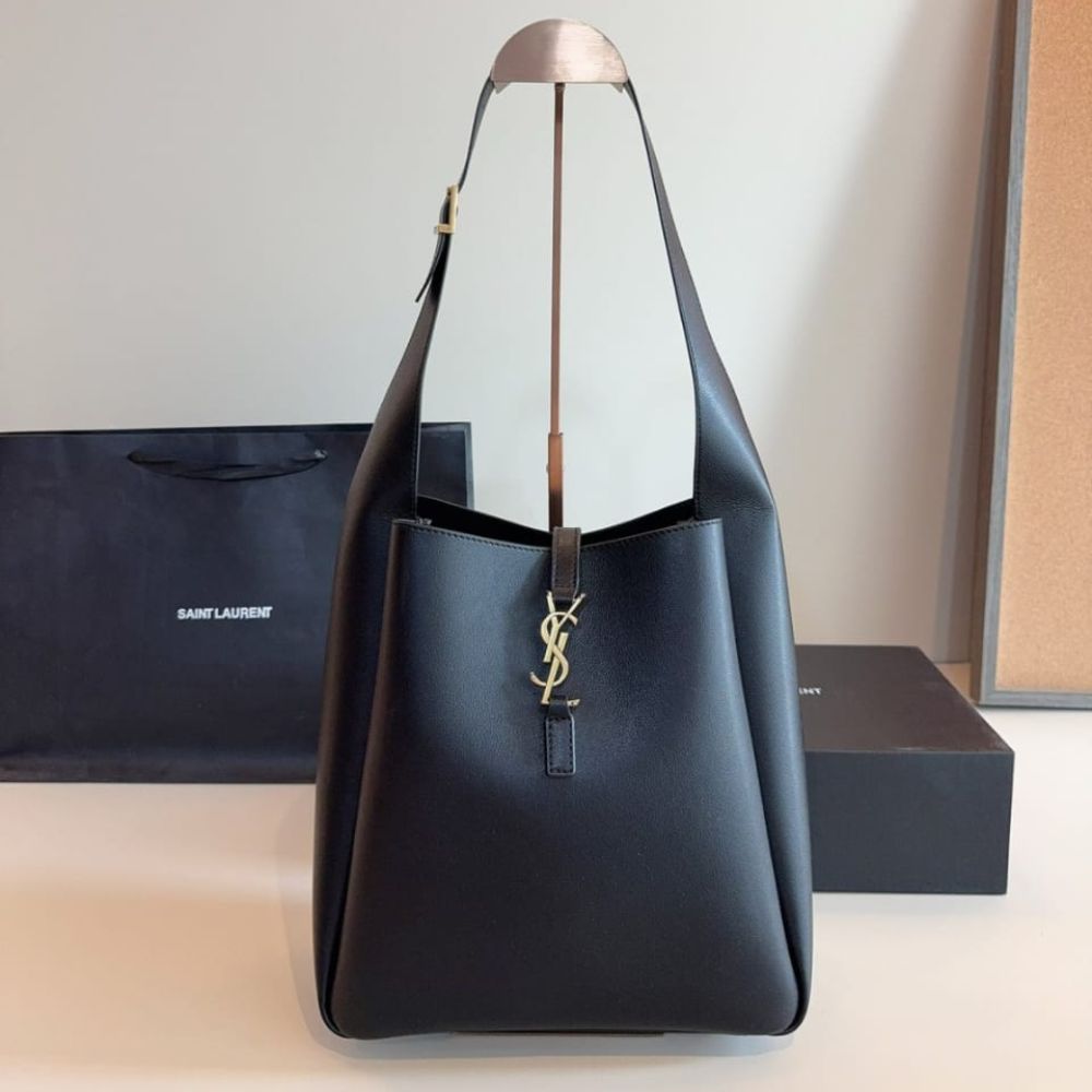Alternative view of Saint Laurent Le 5 À 7 Soft Small Hobo Bag In Smooth Leather Black 713938Aaauq1000