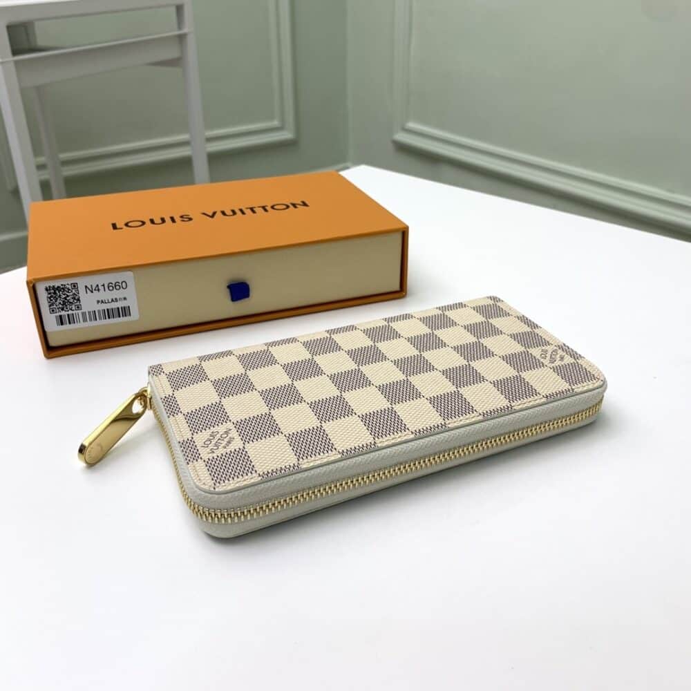 LOUIS VUITTON DAMIER AZUR WALLET N41660 - Image 6