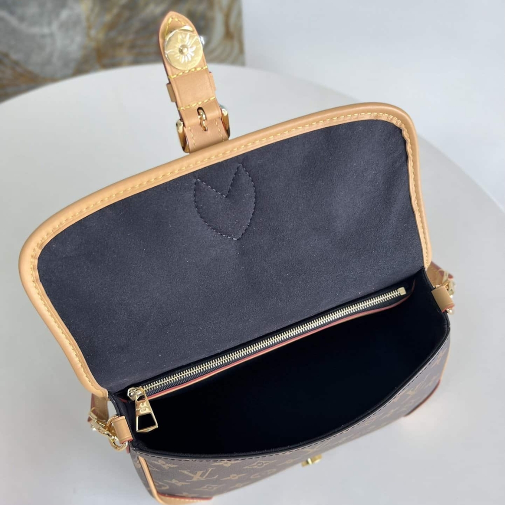 LOUIS VUITTON DIANE MONOGRAM CANVAS BLACK 24CM M45985 - Image 9