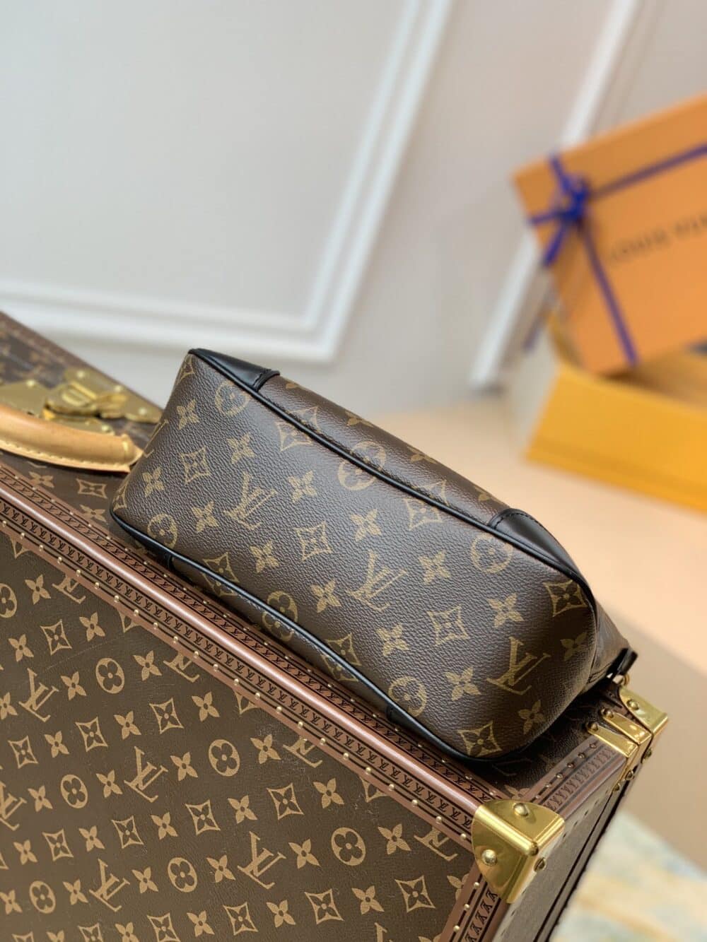 LOUIS VUITTON BOULOGNE BLACK 29CM M45831 - Image 4