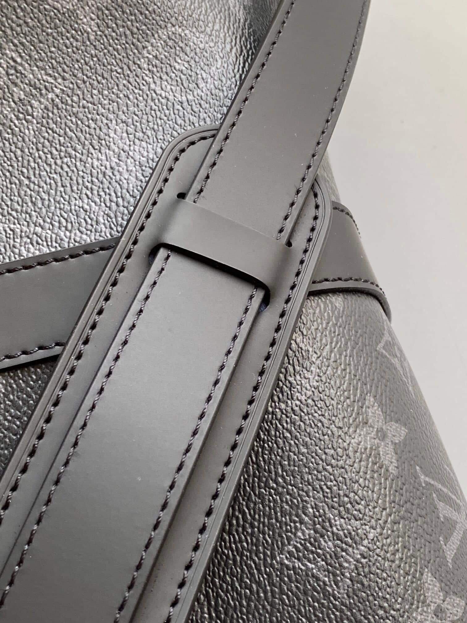 LOUIS VUITTON KEEPALL BANDOULIÈRE 50 MONOGRAM ECLIPSE M40605 - Image 8