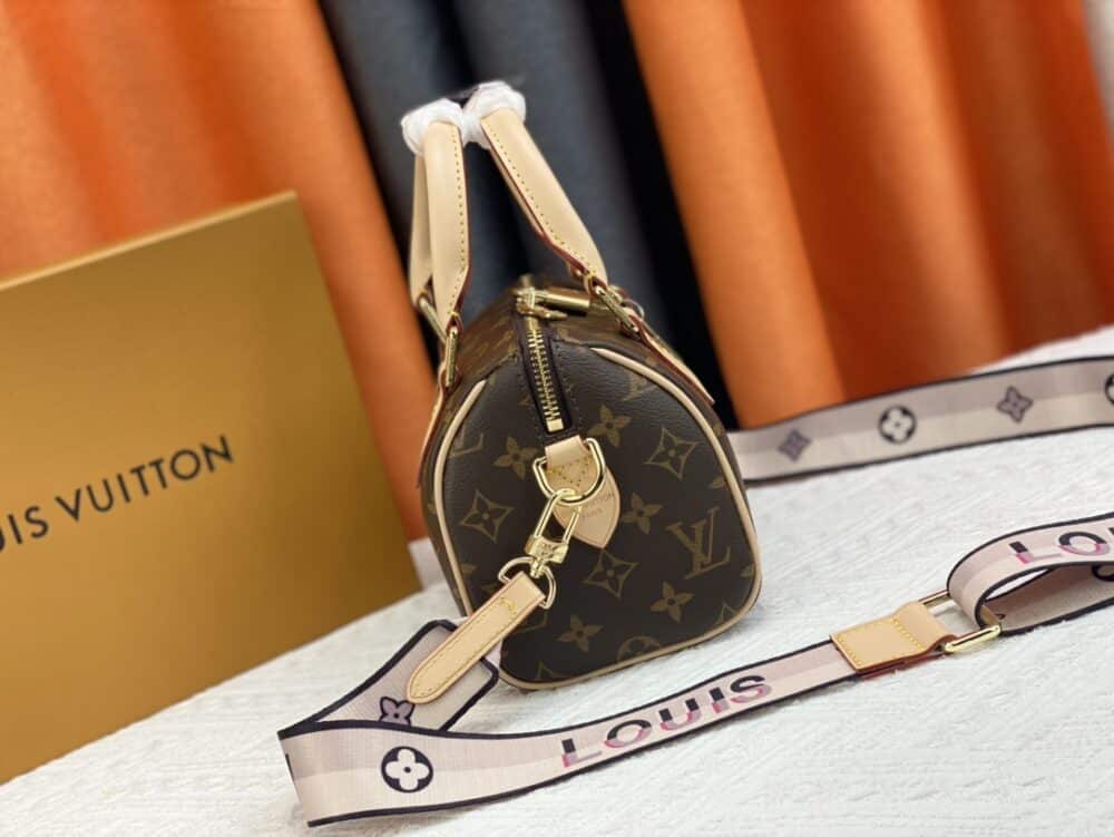 LOUIS VUITTON SPEEDY BANDOULIÈRE 20 FUCHSIA M45948 - Image 7