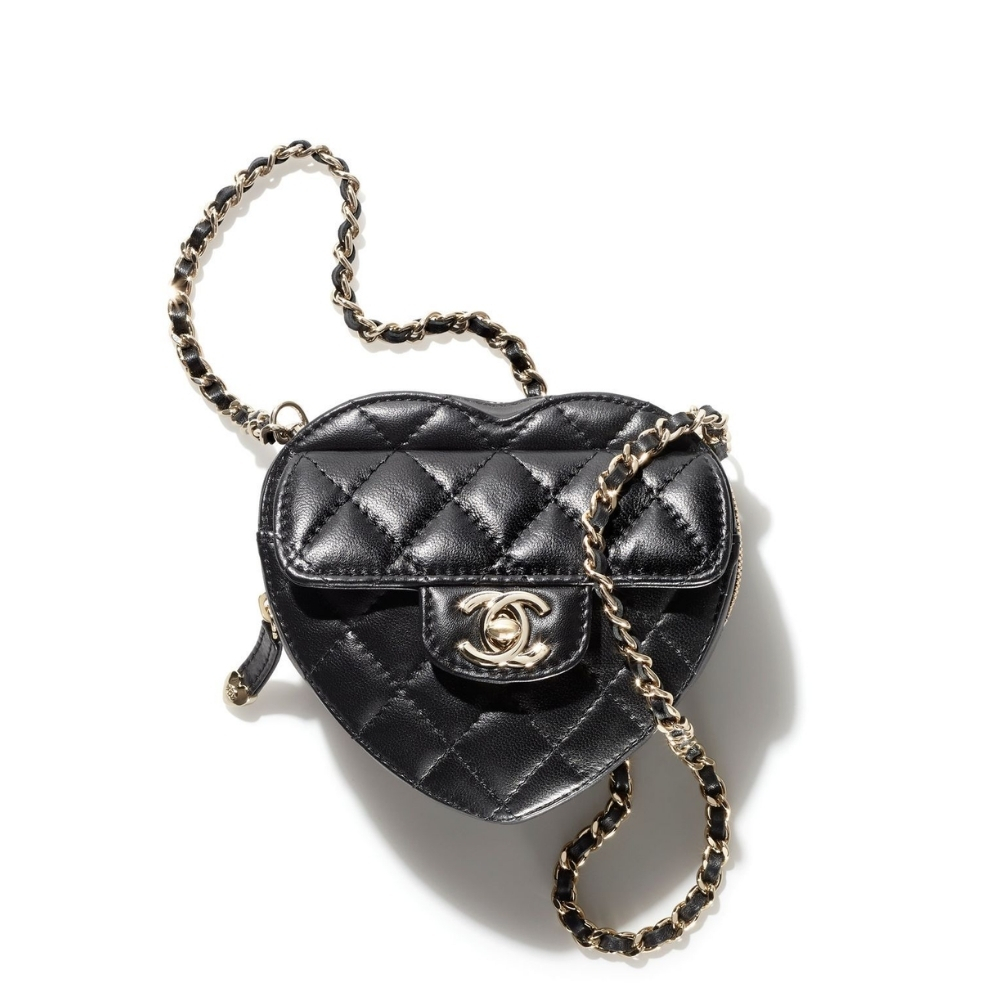 CHANEL HEART CLUTCH WITH CHAIN BLACK 13CM AP2784 B08163 94305
