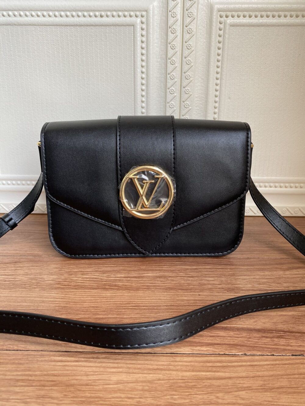 LOUIS VUITTON PONT 9 23CM M55948 - Image 4