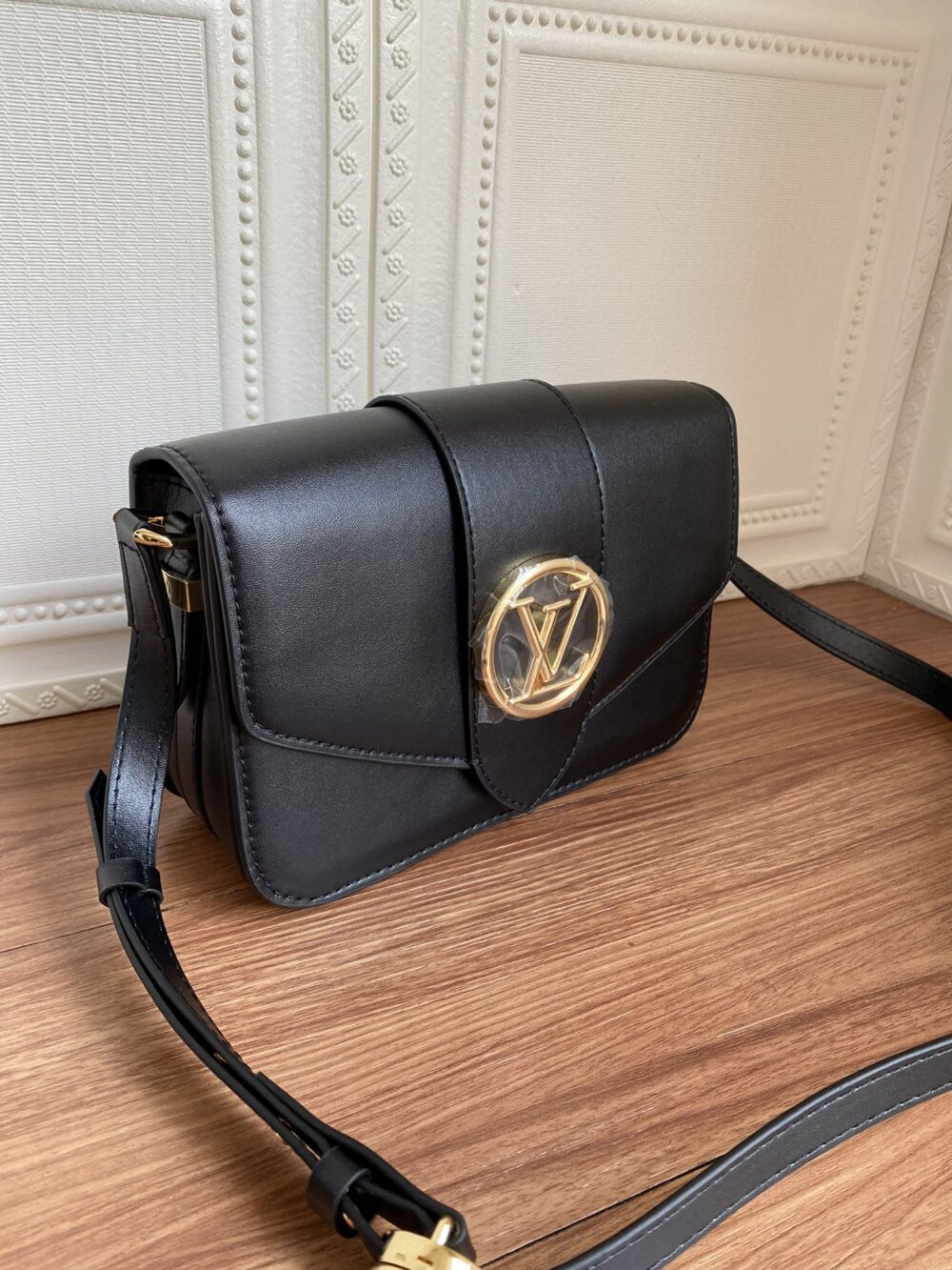 LOUIS VUITTON PONT 9 23CM M55948 - Image 5