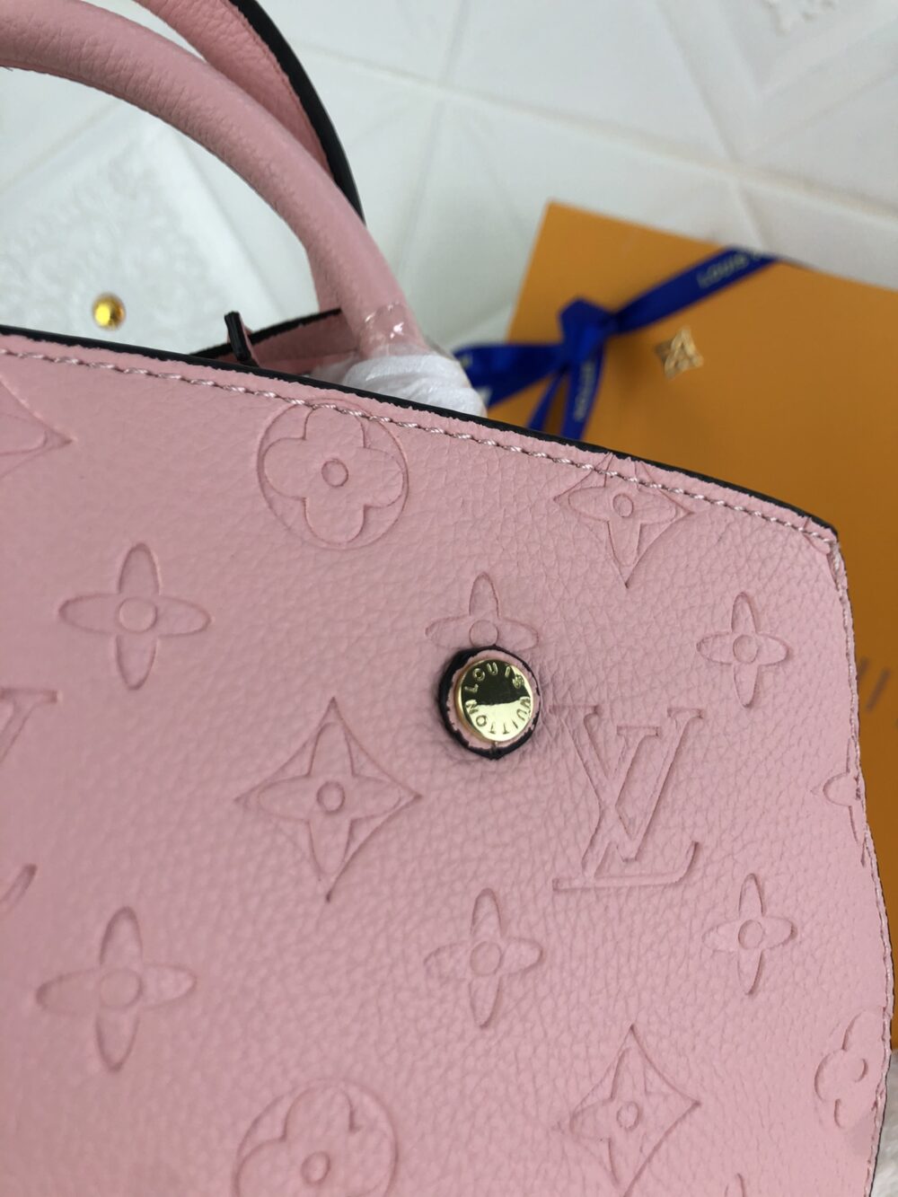 LOUIS VUITTON MONTAIGNE BB EMPREINTE NOIR PINK 33CM - Image 4