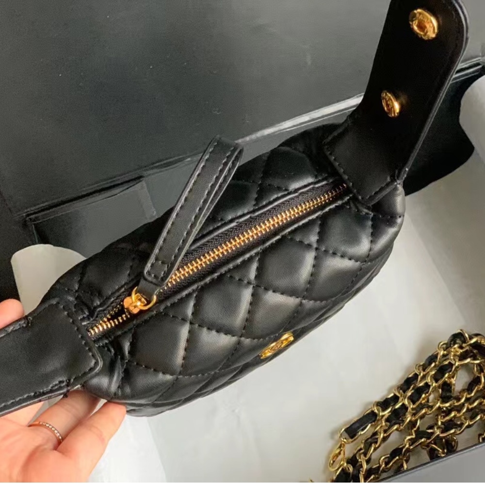 CHANEL WOMEN'S POUCH IN BLACK 20CM AP3095 B09796 94305 - Image 5