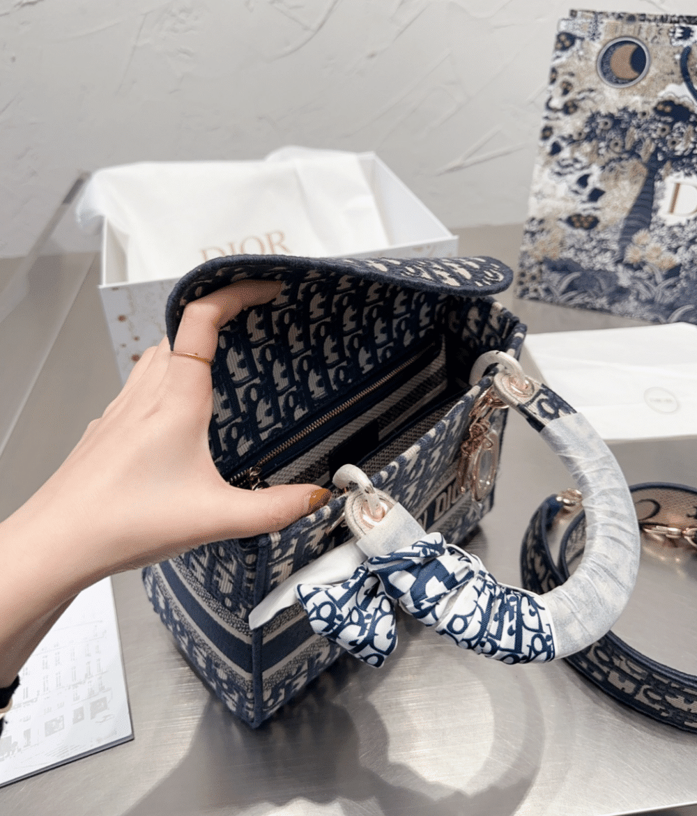 Alternative view of DIOR MEDIUM LADY D-LITE BAG CANVAS BLUE NAVY  24CM