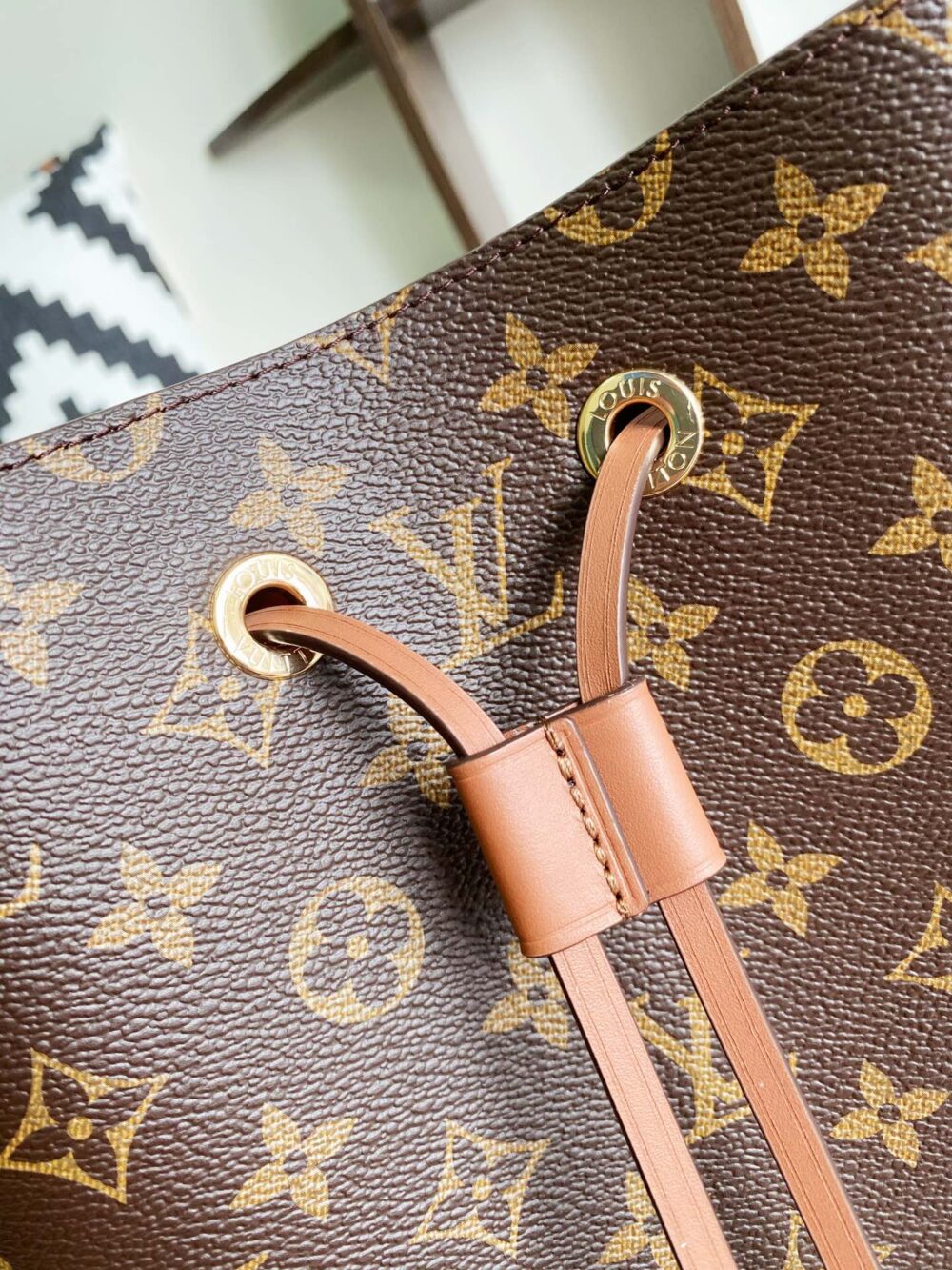 LOUIS VUITTON NÉONOÉ MM BROWN 26CM M44887 - Image 5
