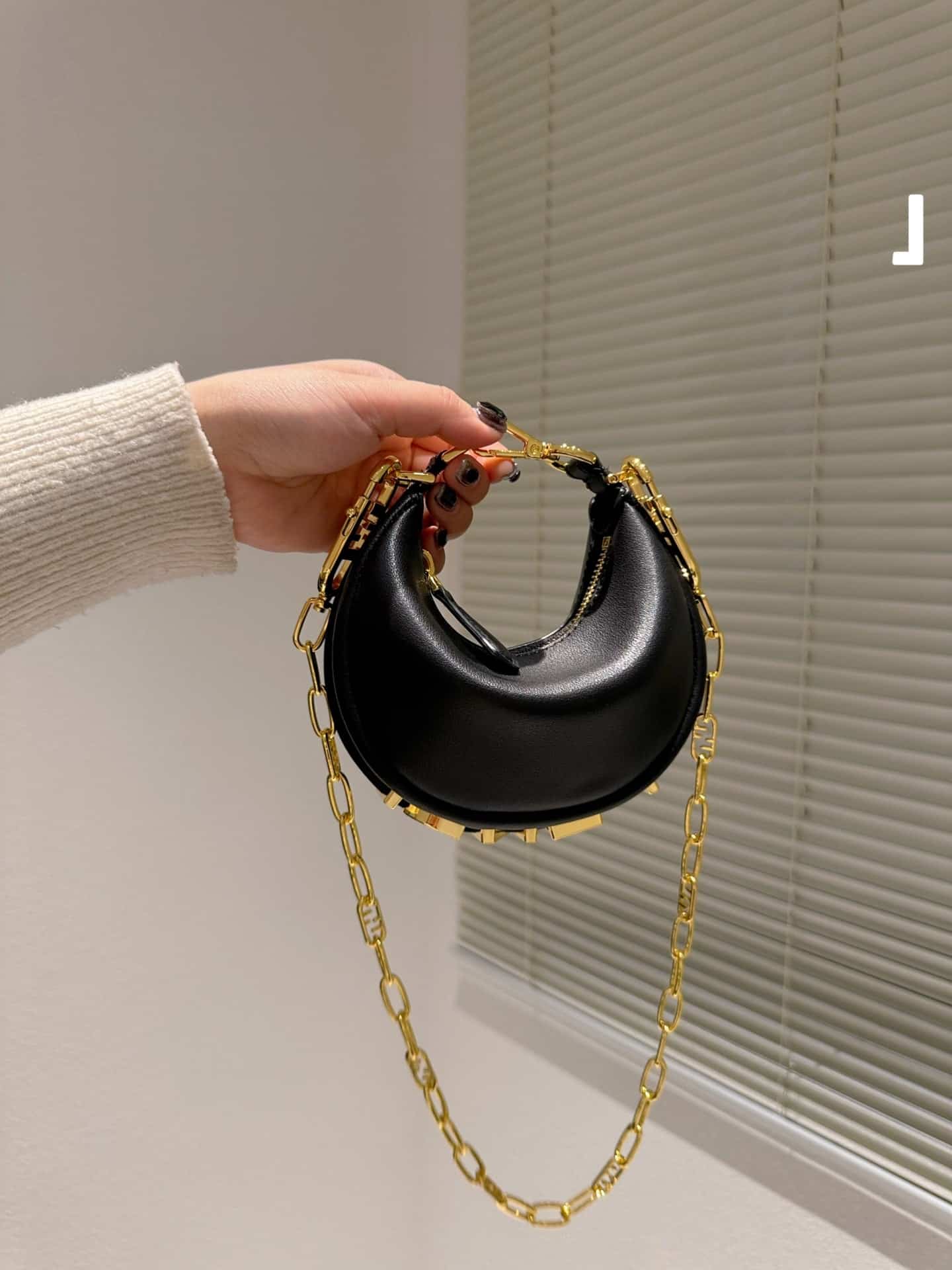 FENDI NANO FENDIGRAPHY BLACK LEATHER CHARM 19CM 7AS089A5DYF1HEJ - Image 9