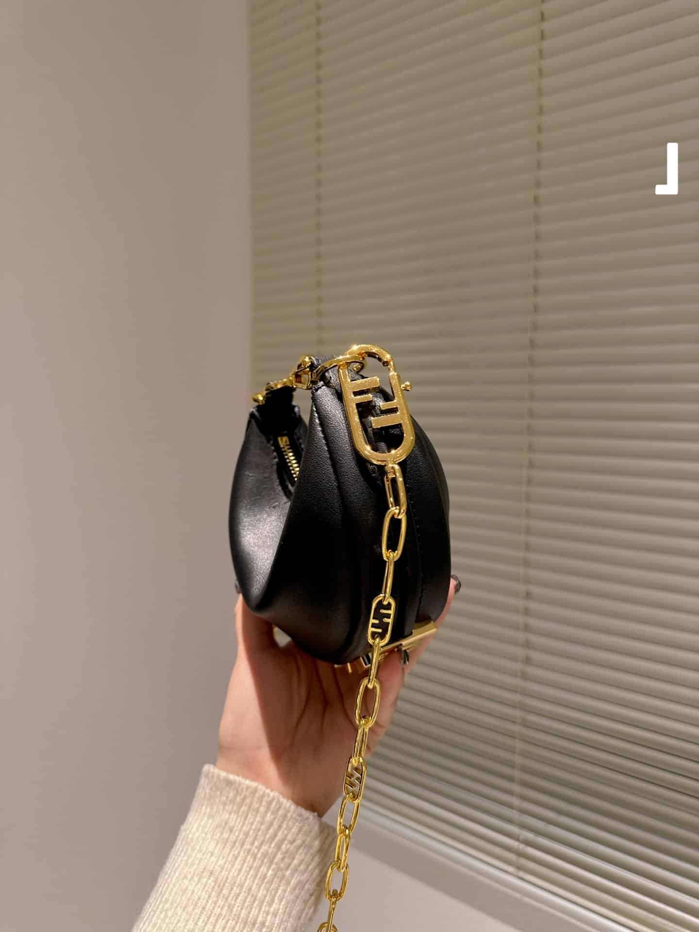 FENDI NANO FENDIGRAPHY BLACK LEATHER CHARM 19CM 7AS089A5DYF1HEJ - Image 5