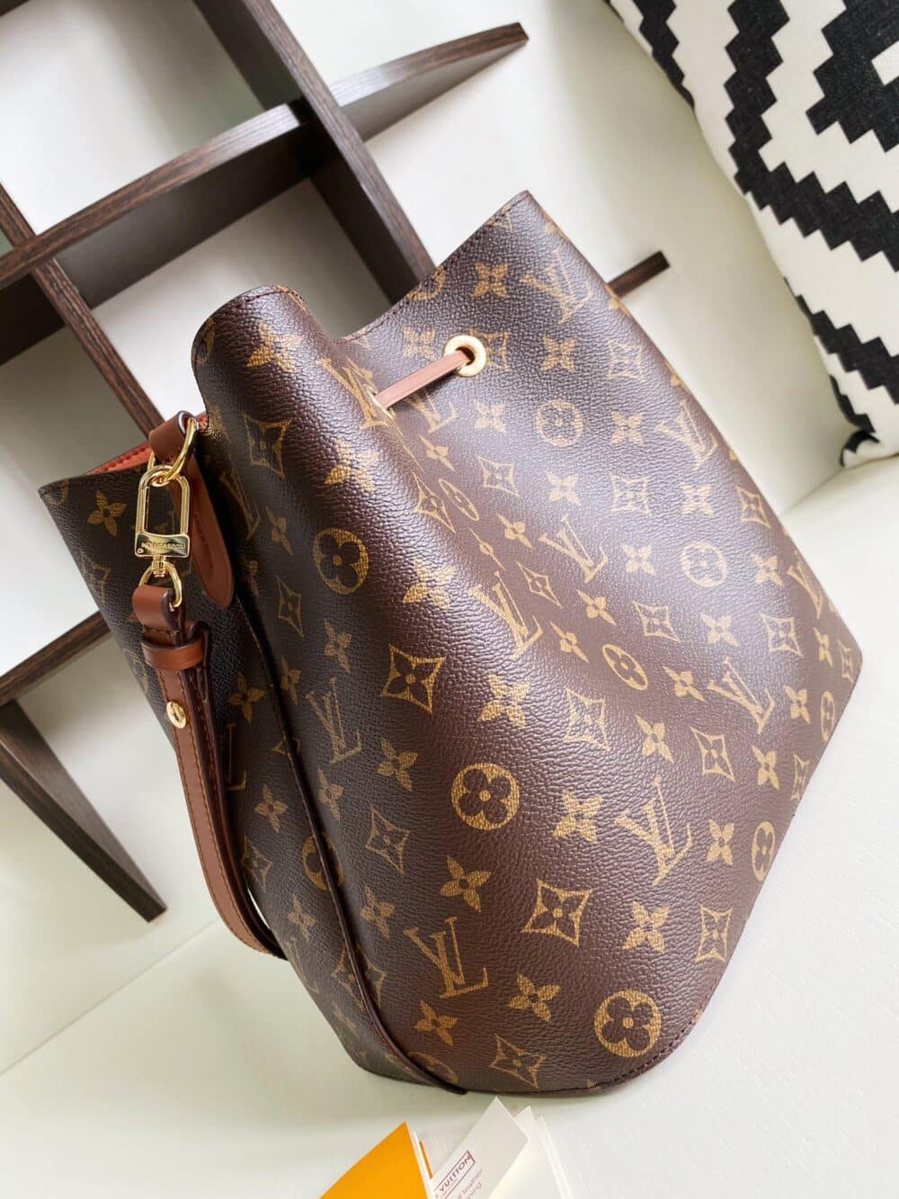 LOUIS VUITTON NÉONOÉ MM BROWN 26CM M44887 - Image 6