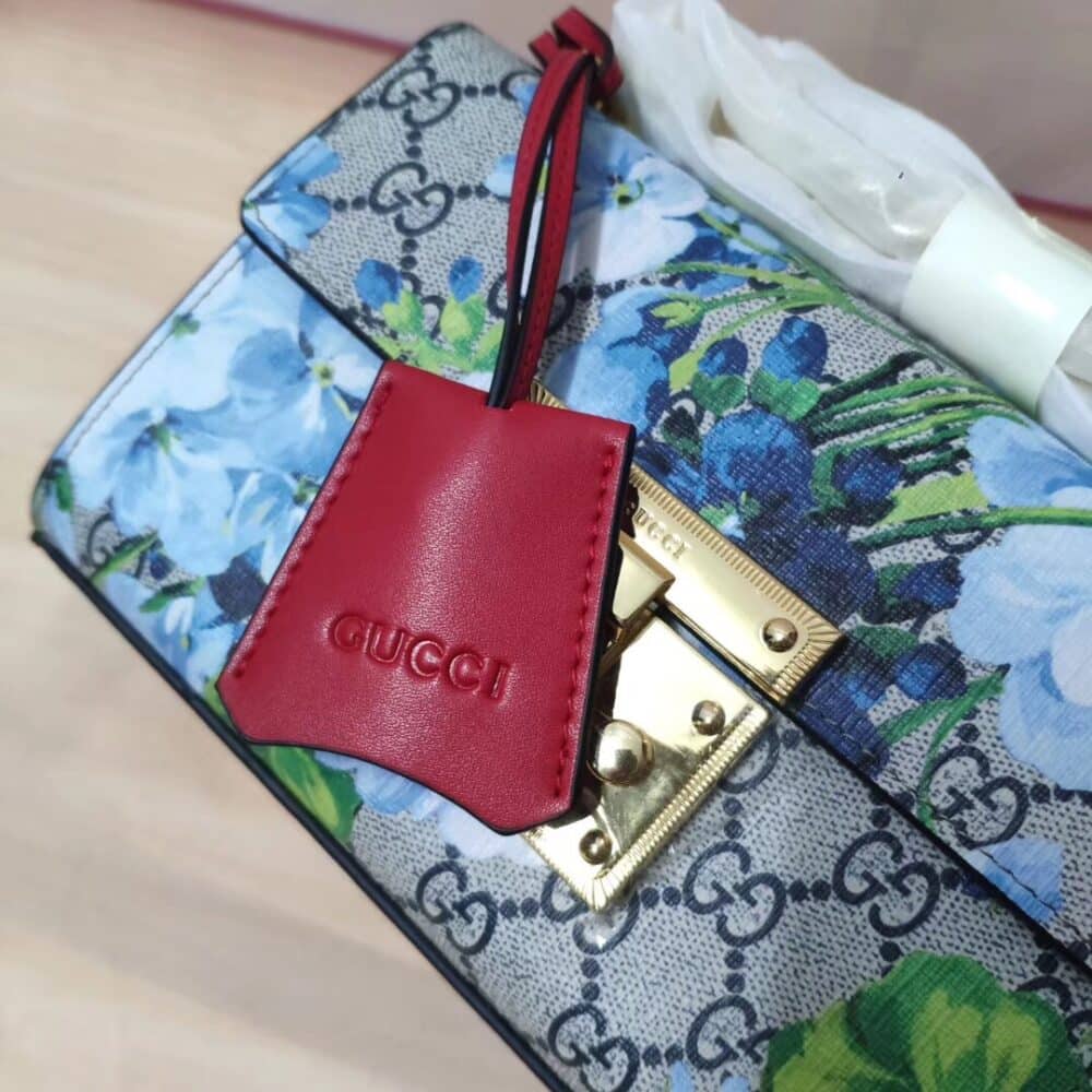 GUCCI GG SUPREME MONOGRAM BLOOMS PADLOCK SMALL SHOULDER BAG NAVY BLUE HIBISCUS 20CM - Image 5
