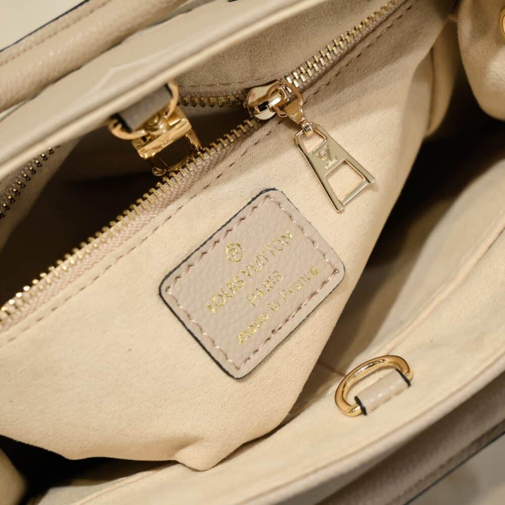 LOUIS VUITTON ONTHEGO PM 25CM BEIGE M45779 - Image 6