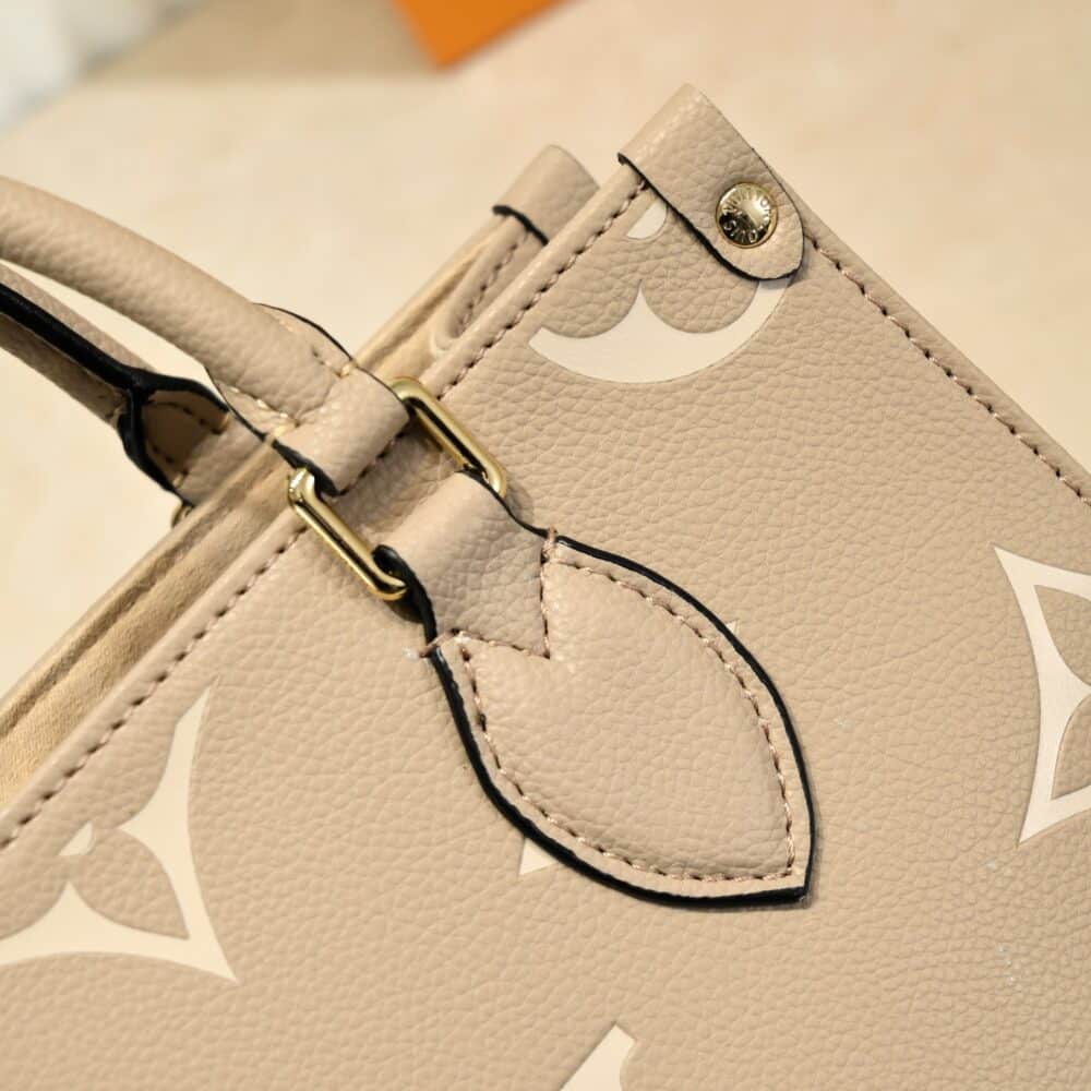 LOUIS VUITTON ONTHEGO PM 25CM BEIGE M45779 - Image 8