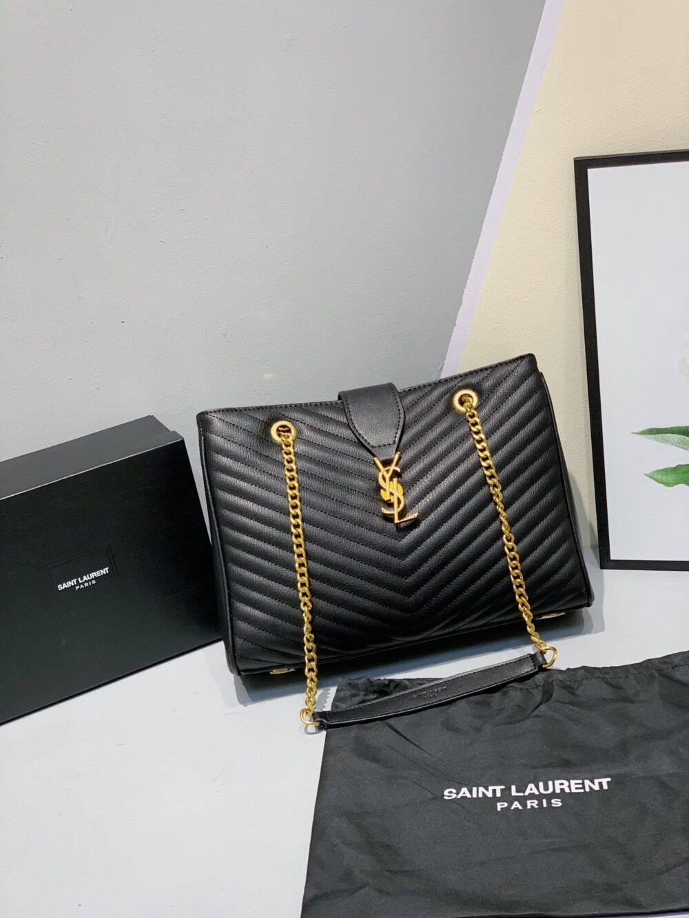 SAINT LAURENT BLACK GRAIN DE POUDRE MATELASSE CHEVRON MONOGRAM SHOPPING BAG GOLD HARDWARE - Image 6