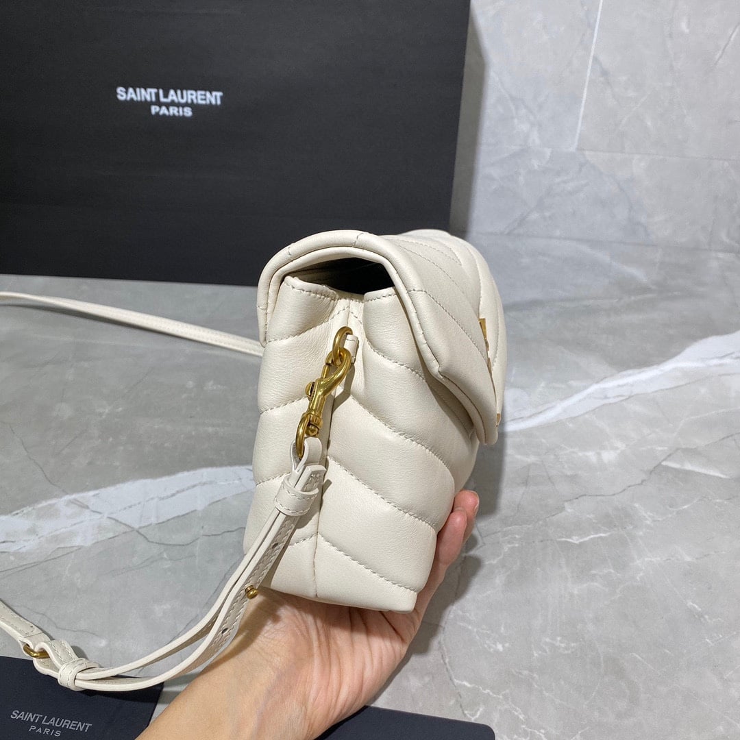 SAINT LAURENT LOULOU TOY STRAP BAG IN QUILTED Y LEATHER WHITE - Image 4