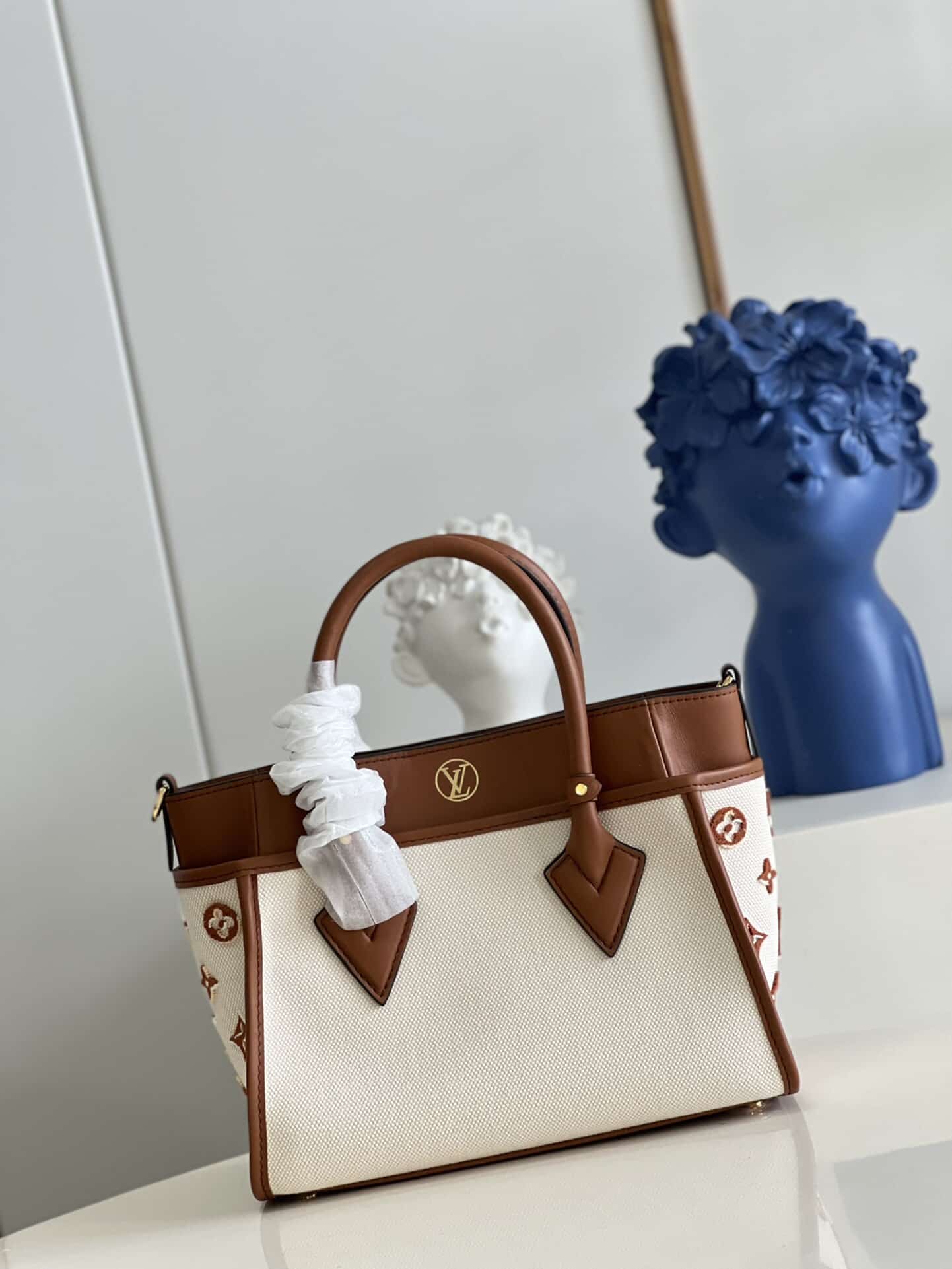 LOUIS VUITTON ON MY SIDE PM 25CM BROWN M59905 - Image 5