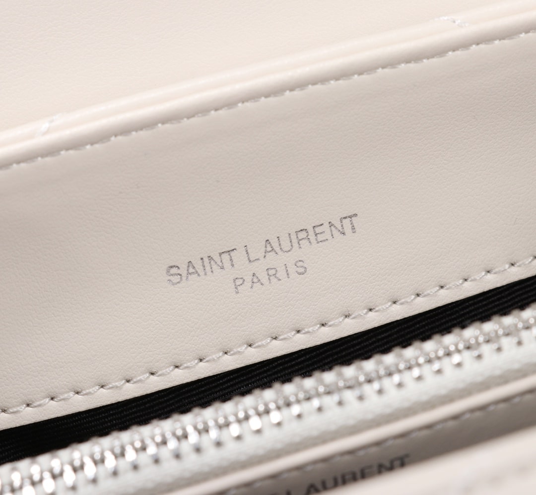 SAINT LAURENT LOULOU SMALL CHAIN BAG IN MATELASSÉ Y LEATHER WHITE SILVER 23CM 494699DV7269207 - Image 4