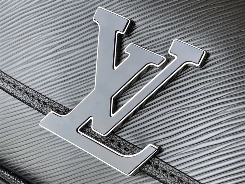 LOUIS VUITTON BUCI 24CM BLACK AND SILVER M59386 - Image 9