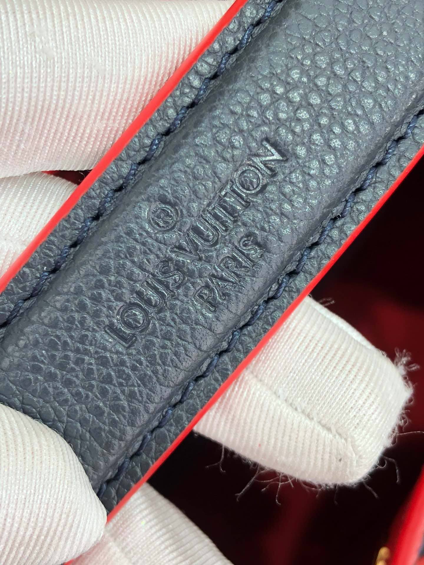 LOUIS VUITTON NÉONOÉ MM BUCKET 26CM NAVY BLUE M45306 - Image 6