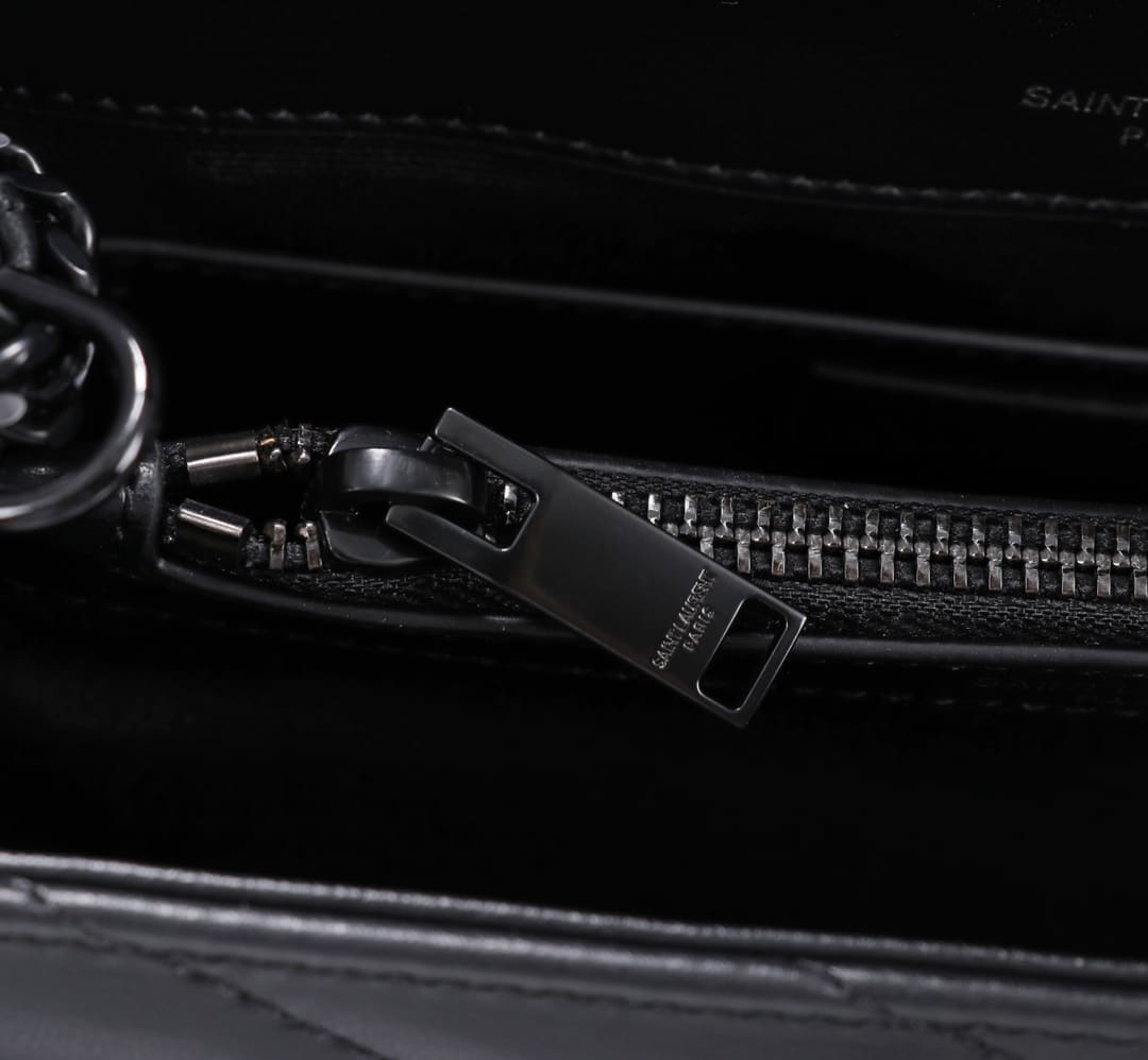 SAINT LAURENT LOULOU SMALL CHAIN BAG IN MATELASSÉ Y BLACK NOIR 23CM 494699DV7281000 - Image 6