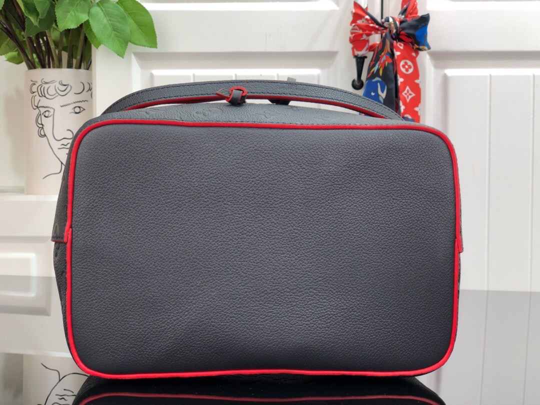 LOUIS VUITTON NÉONOÉ MM BUCKET 26CM NAVY BLUE M45306 - Image 5