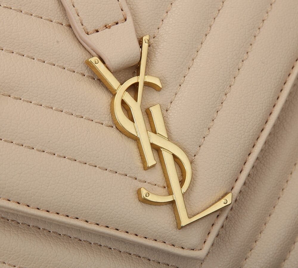 SAINT LAURENT COLLÈGE MEDIUM CHAIN BAG IN QUILTED LEATHER BEIGE 24CM 600279BRM072721 - Image 9