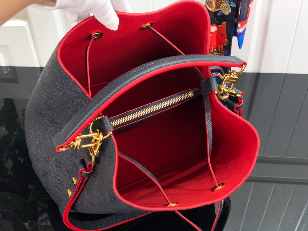 LOUIS VUITTON NÉONOÉ MM BUCKET 26CM NAVY BLUE M45306 - Image 7