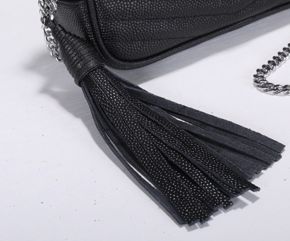 SAINT LAURENT LOU CAMERA BAG IN QUILTED NOIR LEATHER BLACK 18CM - Image 9