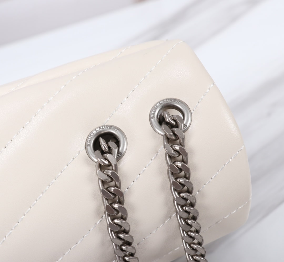 SAINT LAURENT LOULOU SMALL CHAIN BAG IN MATELASSÉ Y LEATHER WHITE SILVER 23CM 494699DV7269207 - Image 8