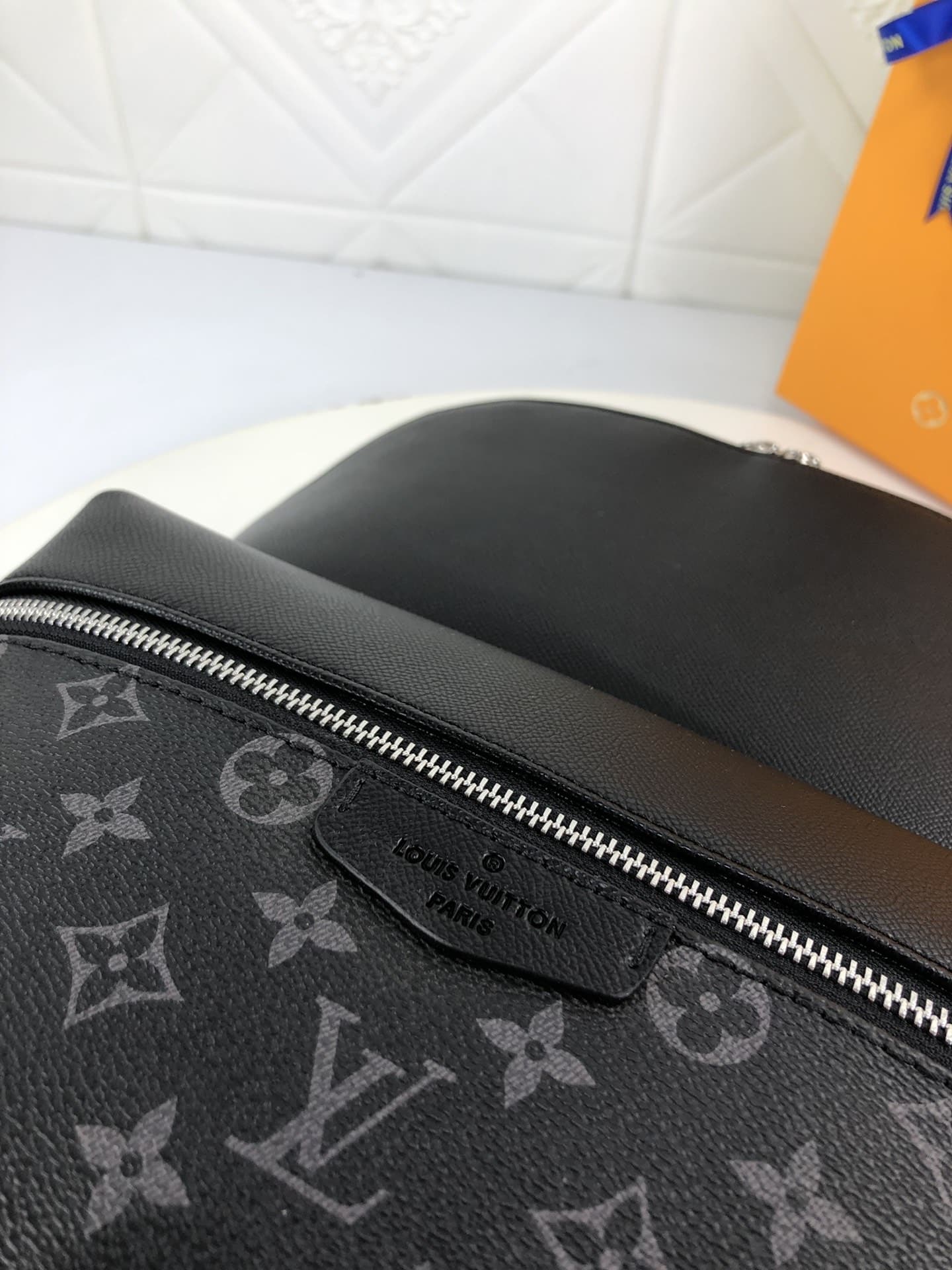 LOUIS VUITTON DISCOVERY BACKPACK PM BLACK 40CM M30230 - Image 5