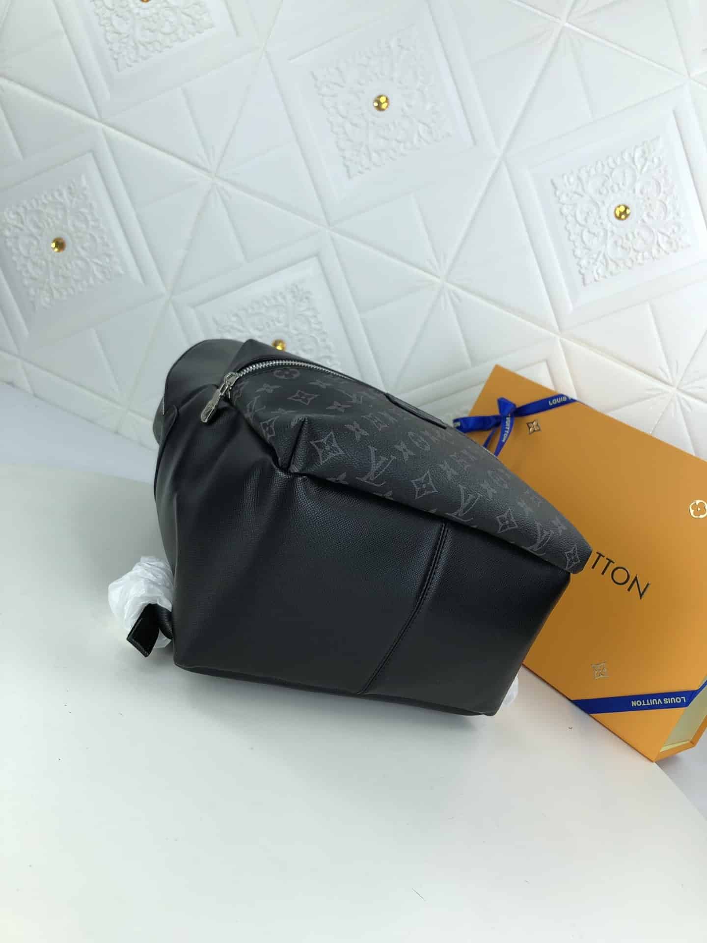 LOUIS VUITTON DISCOVERY BACKPACK PM BLACK 40CM M30230 - Image 2