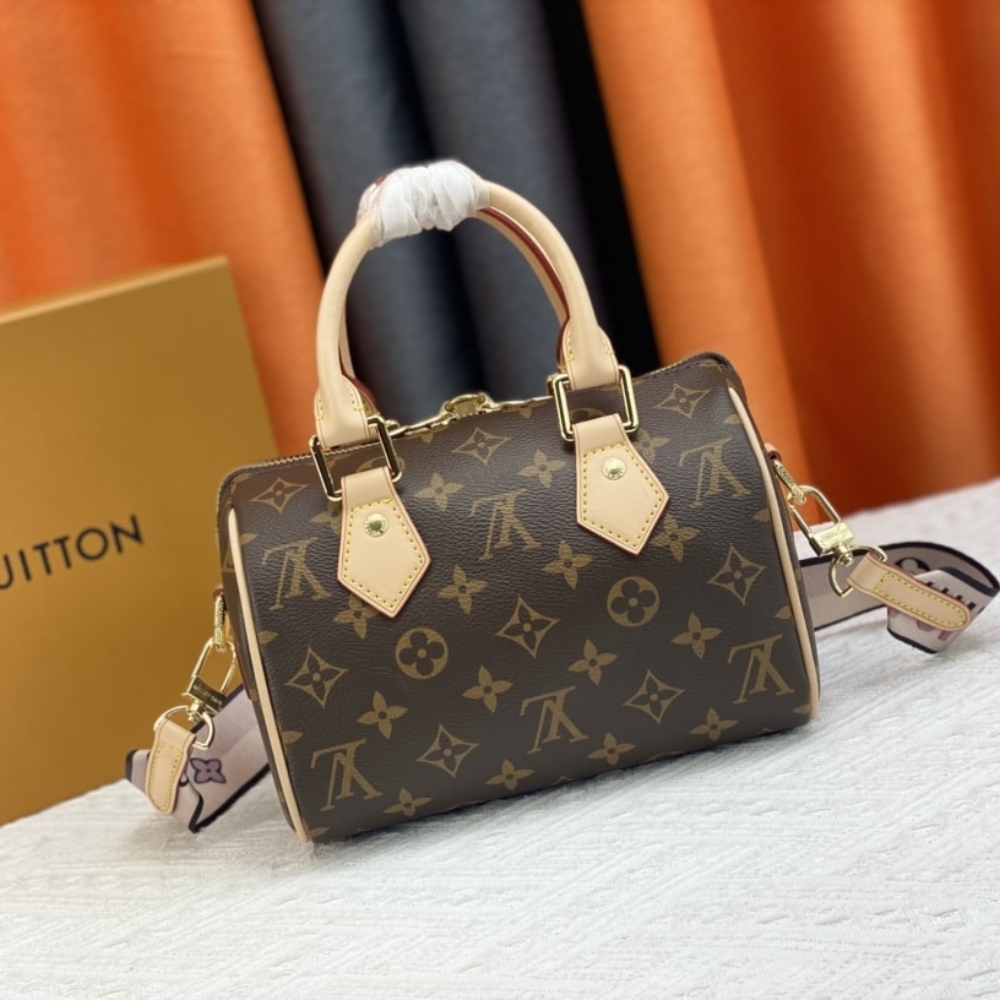 LOUIS VUITTON SPEEDY BANDOULIÈRE 20 BAG BLACK 20CM M46234 - Image 4