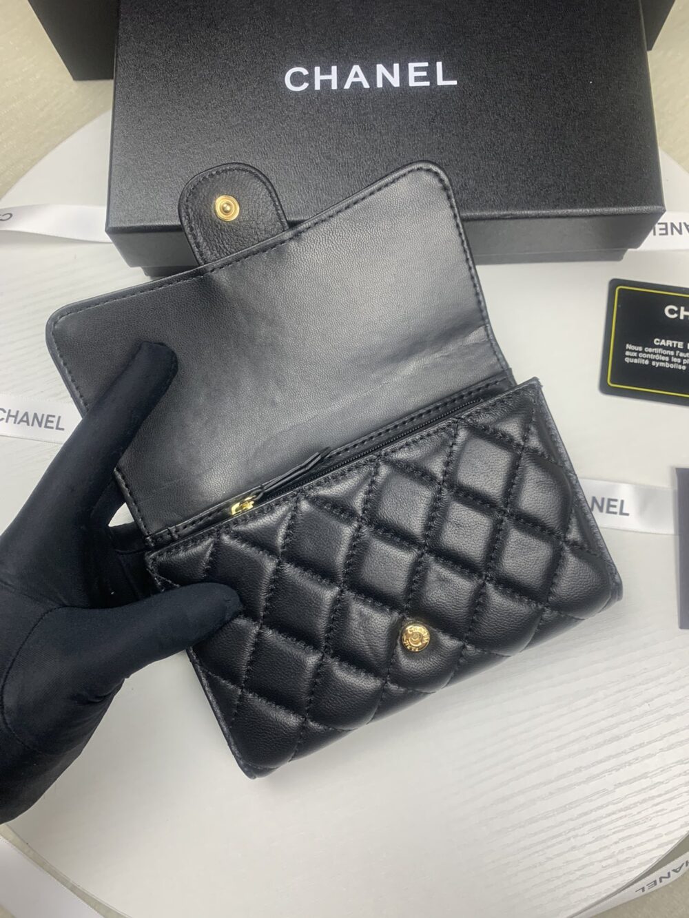 CHANEL CLASSIC CARD HOLDER BLACK WITH SILVER HARDWARE 15CM - Image 5