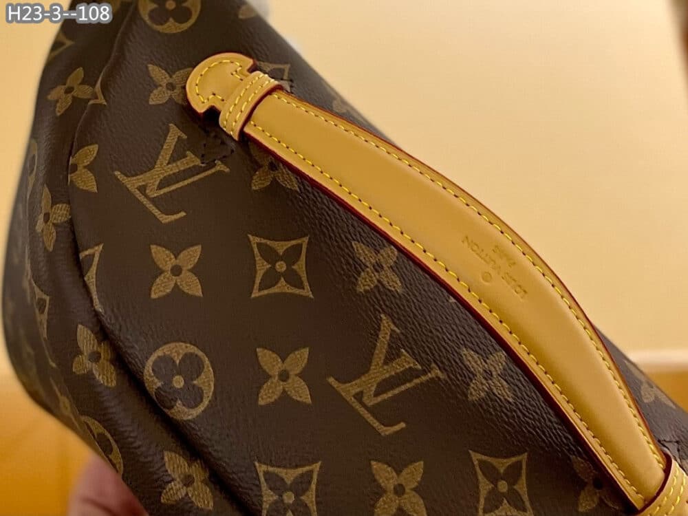 LOUIS VUITTON BUMBAG MONOGRAM 26CM M43644 - Image 6